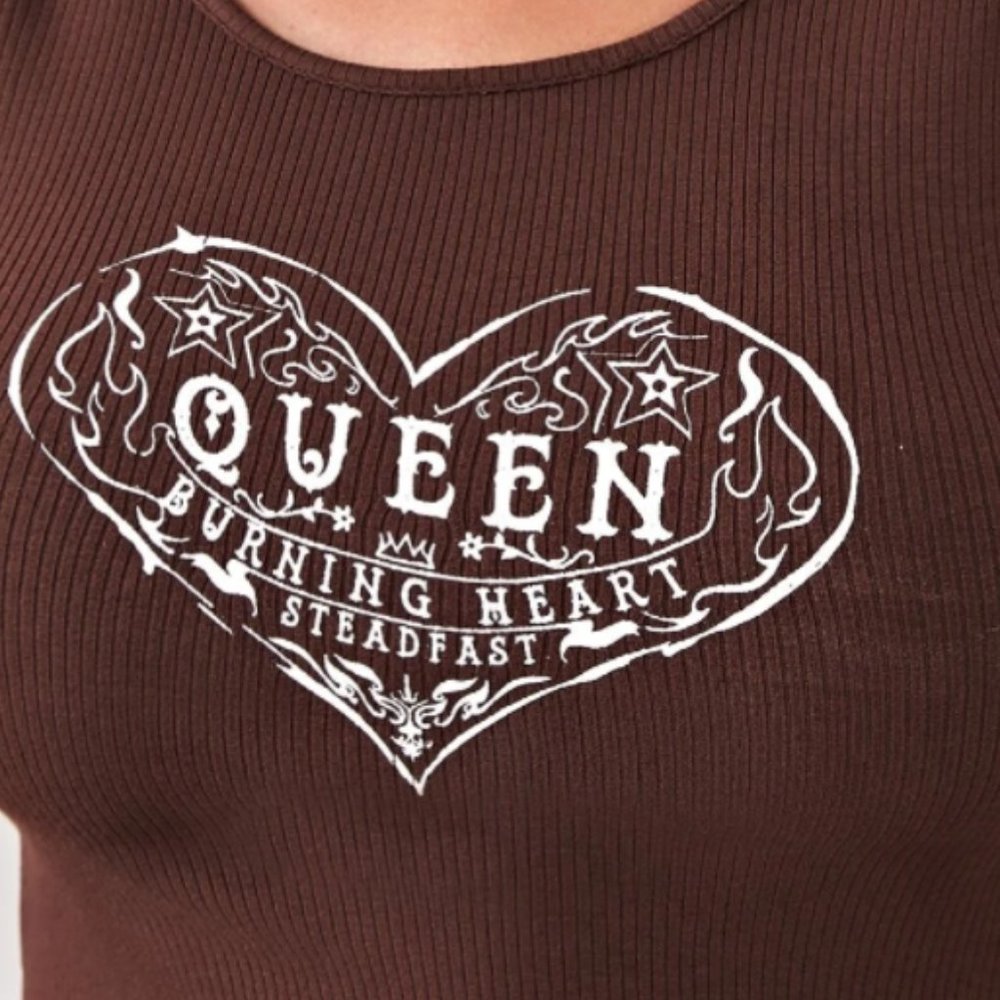 SALE! NWOT Brown Queen crop tank Sz M & S